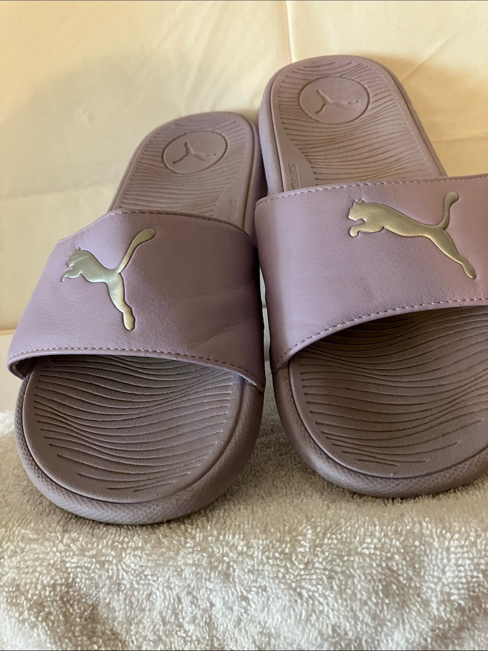 Puma Cool Cat 2.0 Women’s Sz 8 Sports Slides Lavender & Silver Colorway - Picture 7 of 9